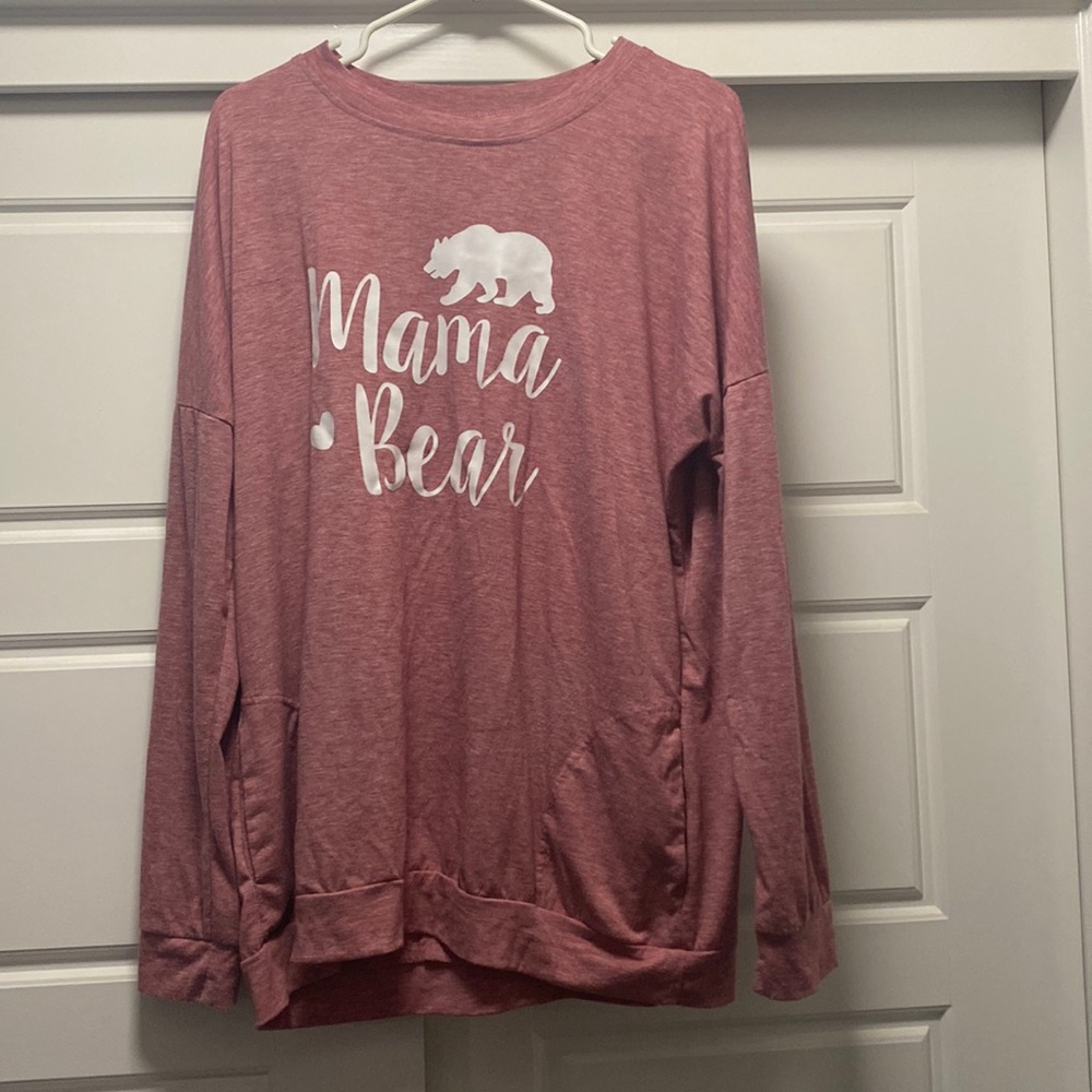Cute mama bear long sleeve with pockets
